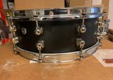 Pearl hybrid exotic black vectorcast snare drum 5 x 14