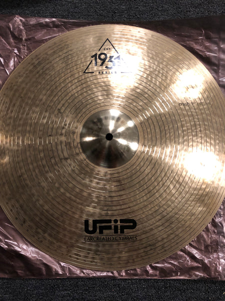 UFIP 1931 Series Crash Cymbal - 18” - 1178 grams - New – 247drums