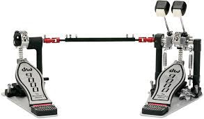 DW 9002 Bass Drum Pedal ( 6 pair of Steve Gadd VF Sticks for FREE with purchase)