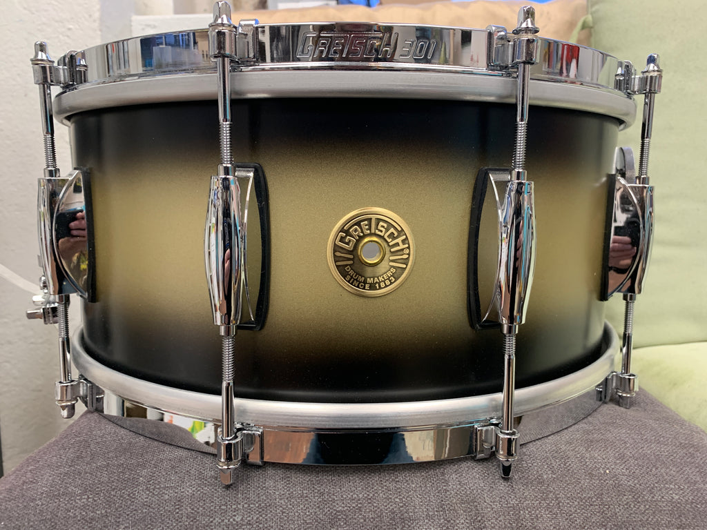 Gretsch Broadkaster Satin Black Gold Duco 6.5 x 14” snare drum